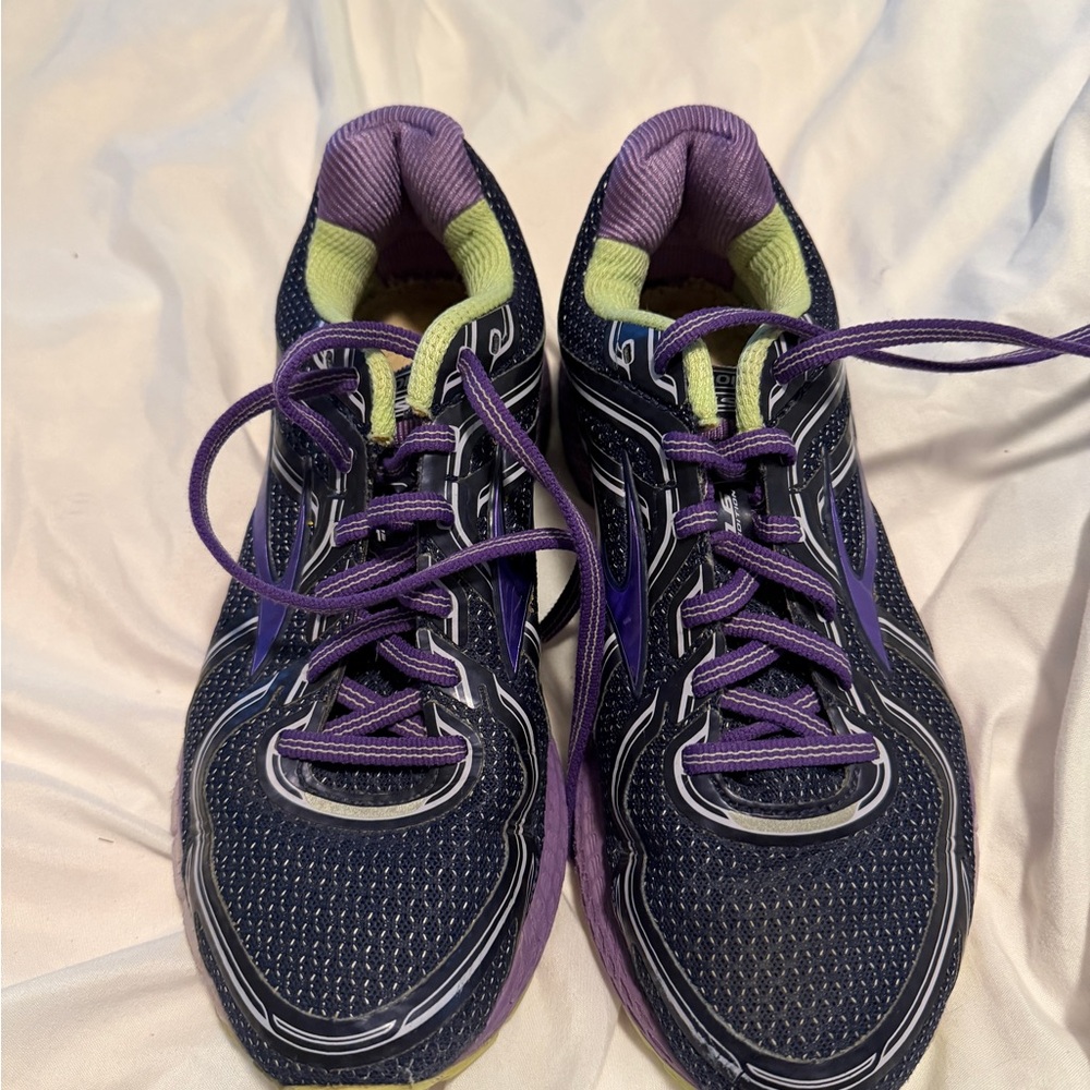 Brooks Women's Purple and Black Running Shoes